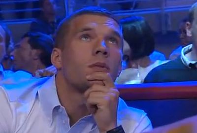 Egy kis érdekesség, Lukas Podolski, a német válogatott támadója nagy Sturm-fan
