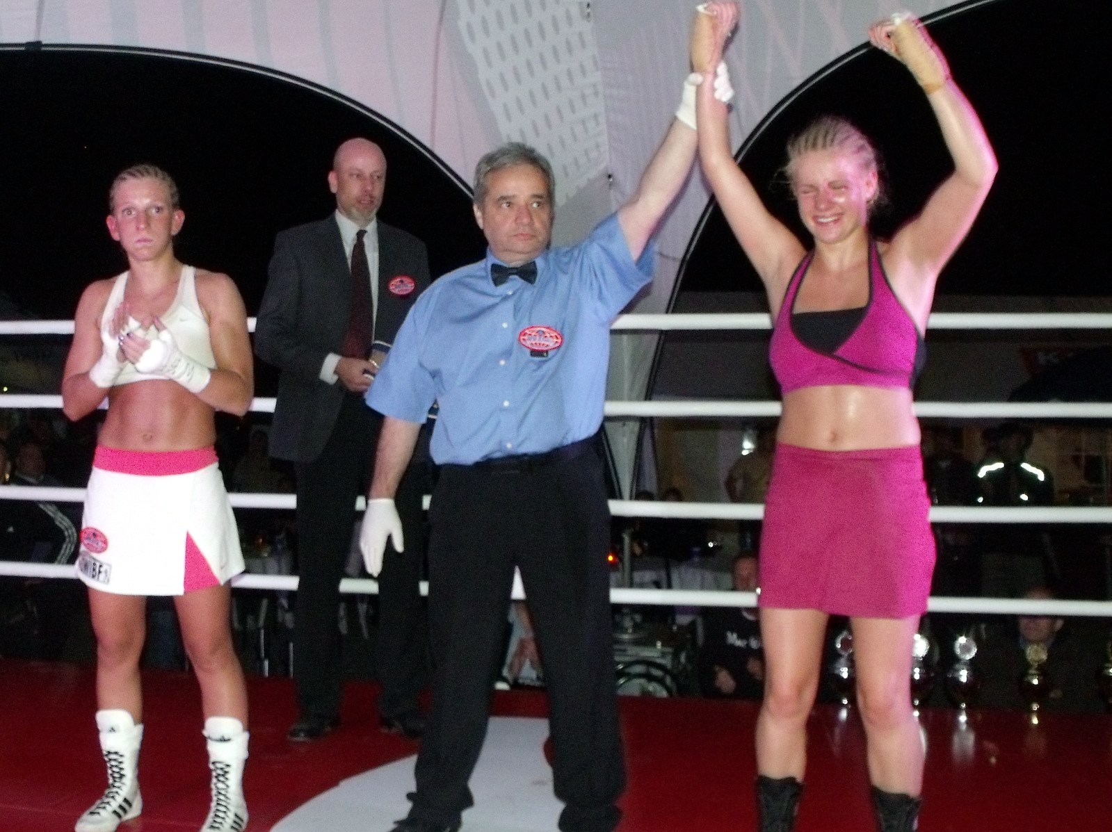 Profi boksz világbajnok lett Szebelédi Renáta