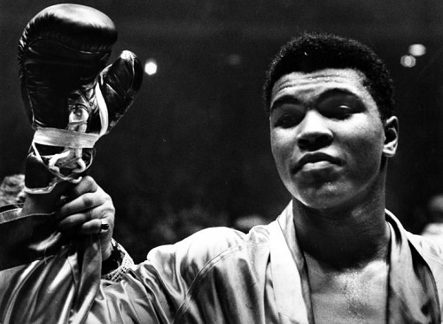 Szombat hajnalban elhunyt Muhammad Ali